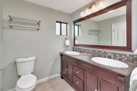 136 Juniper Ave, Carlsbad, CA 92008 photo 25