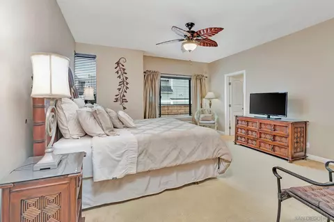 136 Juniper Ave, Carlsbad, CA 92008 photo 18