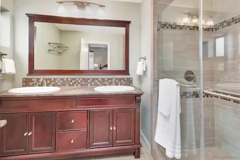 136 Juniper Ave, Carlsbad, CA 92008 photo 24