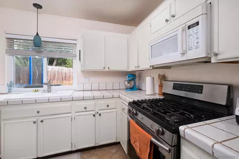 4473 Pebble Beach Dr, Oceanside, CA 92057 photo 12