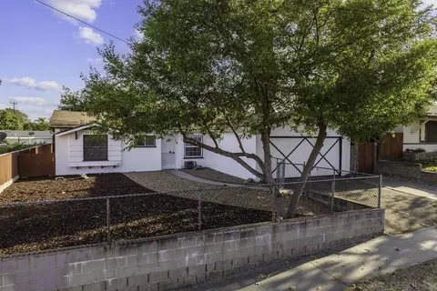 8821 Jaylee Ave, Spring Valley, CA 91977 photo 25