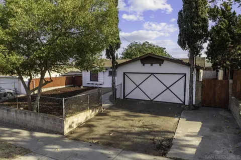 8821 Jaylee Ave, Spring Valley, CA 91977 photo 15