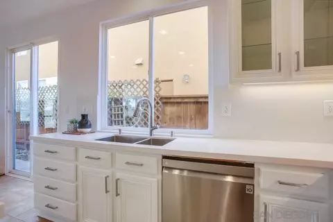 3817 Shale Ct, Carlsbad, CA 92010 photo 8