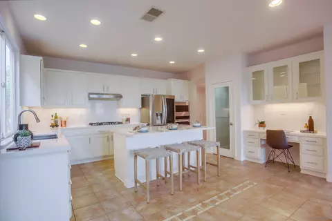 3817 Shale Ct, Carlsbad, CA 92010 photo 5