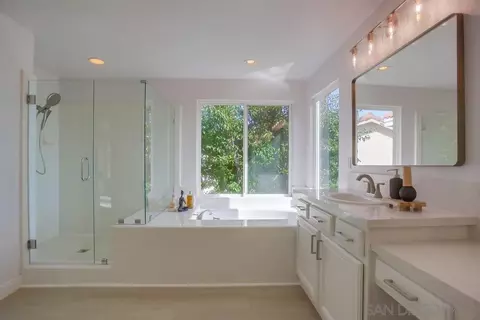 3817 Shale Ct, Carlsbad, CA 92010 photo 23