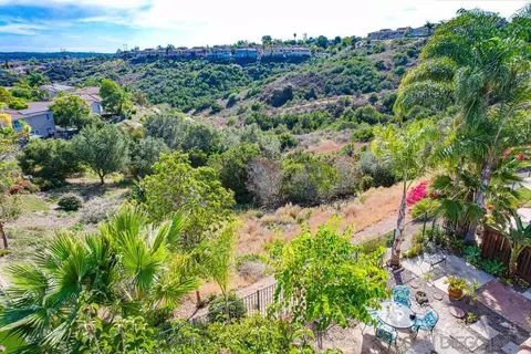 3817 Shale Ct, Carlsbad, CA 92010 photo 3