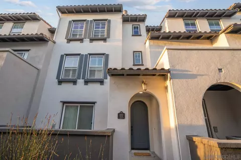 2152 Cherry Blossom Ct #205, Chula Vista, CA 91915