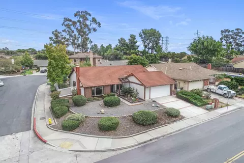 4677 Rueda Dr, San Diego, CA 92124