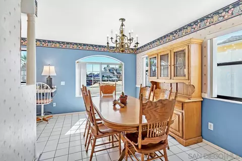 9752 Cambury Ct, Santee, CA 92071 photo 14