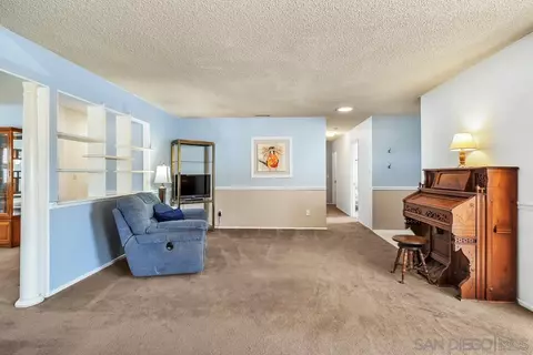 9752 Cambury Ct, Santee, CA 92071 photo 7