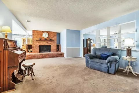 9752 Cambury Ct, Santee, CA 92071 photo 6