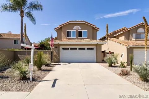3251 San Helena Dr, Oceanside, CA 92056