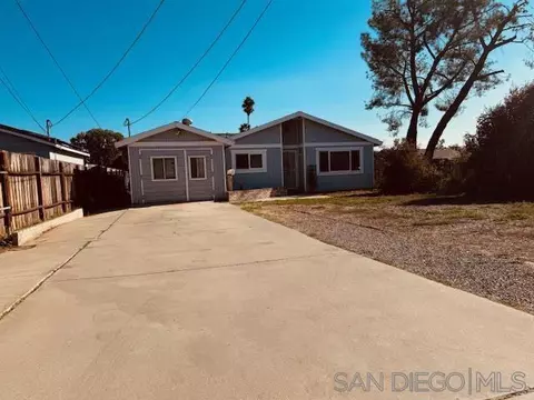 413 11th St, Ramona, CA 92065 photo 3
