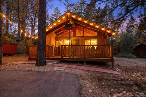 272 Moreno, Sugarloaf, CA 92386