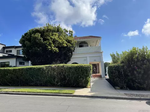 1927 Loring St, San Diego, CA 92109