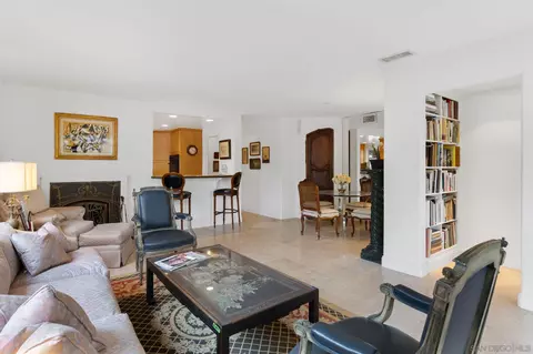 7635 Eads Ave #102, La Jolla, CA 92037