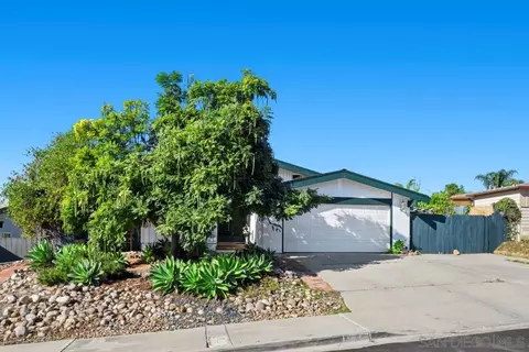 9344 Heiting Ct, Santee, CA 92071