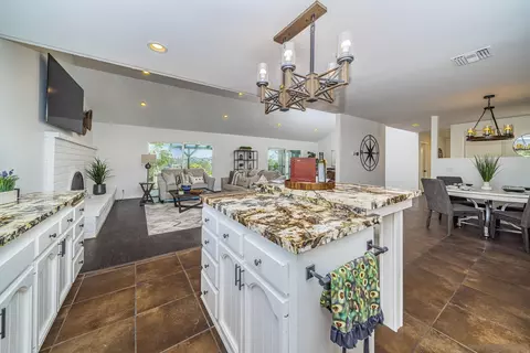 1396 Friends Way, Fallbrook, CA 92028 photo 14