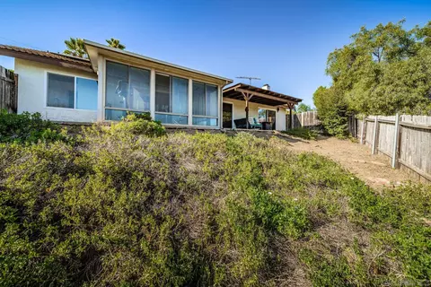 1396 Friends Way, Fallbrook, CA 92028 photo 52