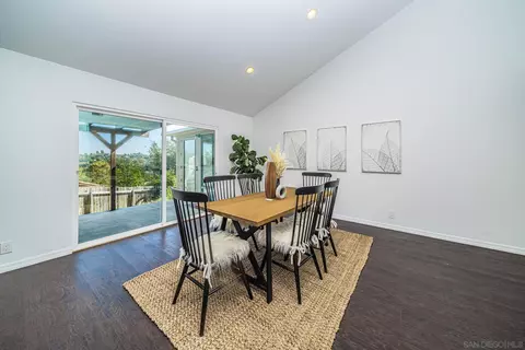 1396 Friends Way, Fallbrook, CA 92028 photo 19