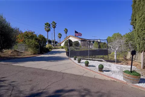 1396 Friends Way, Fallbrook, CA 92028 photo 43