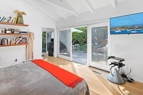 351 Mesa Way, La Jolla, CA 92037 photo 17