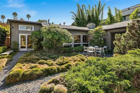 351 Mesa Way, La Jolla, CA 92037 photo 24