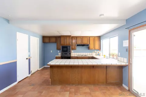 1538 Stalker Ct, El Cajon, CA 92020 photo 7