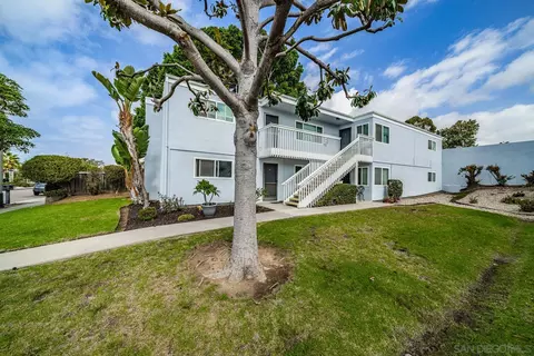 3384 Monroe St, Carlsbad, CA 92008