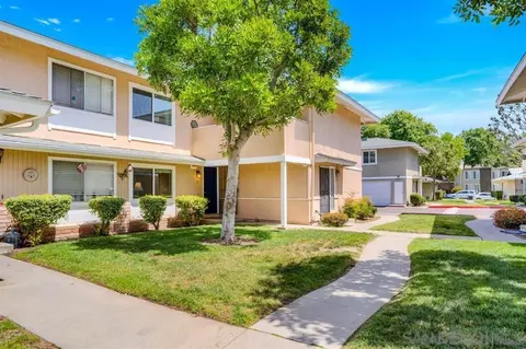 2518 Wanek R #D, Escondido, CA 92027