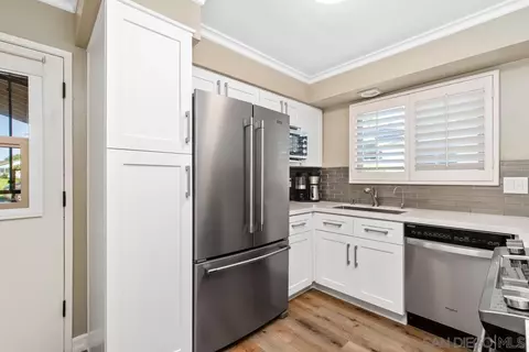 1060 Turnstone Way, Oceanside, CA 92057 photo 3