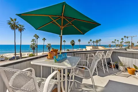Exterior - 200 Pine St #1, Oceanside, CA 92054 photo 5 of 6