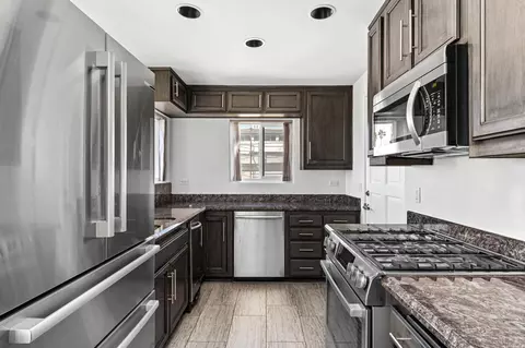 Kitchen - 200 Pine St #1, Oceanside, CA 92054 photo 1 of 2