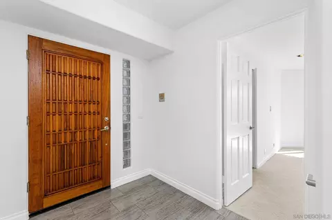 Entry Way - 200 Pine St #1, Oceanside, CA 92054 photo 1 of 1