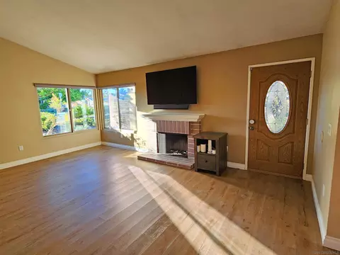 13439 Racquet Ct, Poway, CA 92064 photo 3
