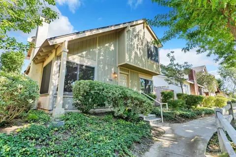5186 Abuela Dr, San Diego, CA 92124