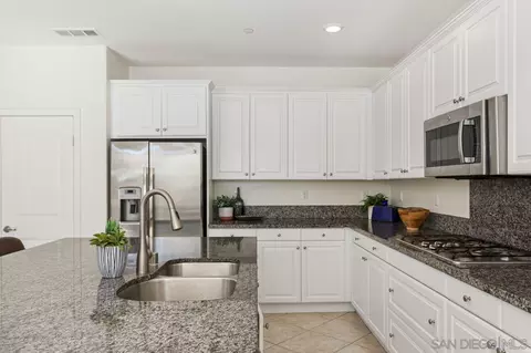 29681 Argyle Cir, Menifee, CA 92584 photo 14