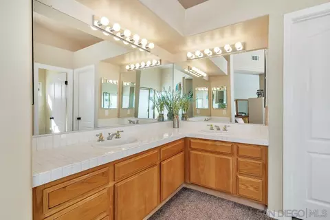 32353 Corte Las Cruces, Temecula, CA 92592 photo 29