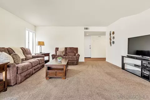 32353 Corte Las Cruces, Temecula, CA 92592 photo 17