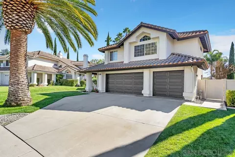 32353 Corte Las Cruces, Temecula, CA 92592 photo 2