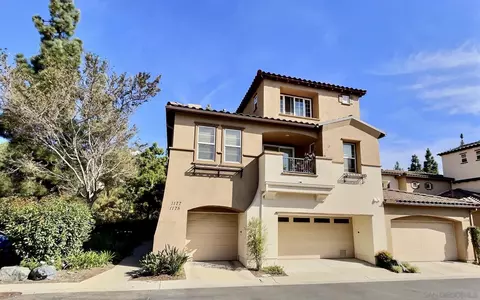 1177 Highbluff Ave, San Marcos, CA 92078 photo 2