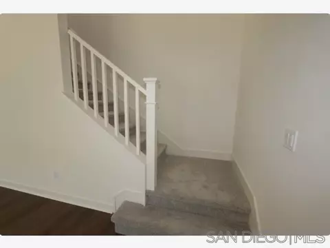 467 Meadowood St #174, Fallbrook, CA 92028 photo 5