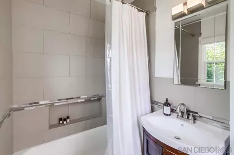 514 Gravilla St, La Jolla, CA 92037 photo 25