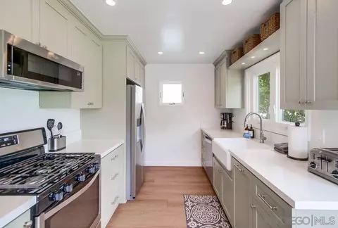 514 Gravilla St, La Jolla, CA 92037 photo 15