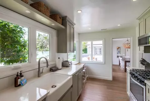 514 Gravilla St, La Jolla, CA 92037 photo 16