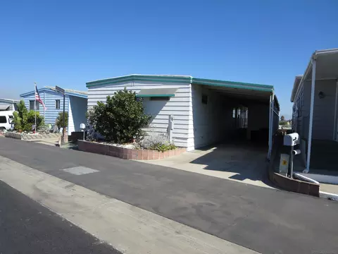 247 Starling Ln, Oceanside, CA 92057 photo 2
