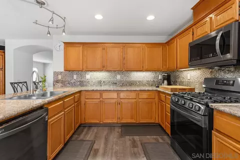 5145 Mendip St, Oceanside, CA 92057 photo 12