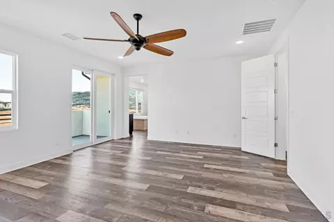 9056 W Bluff Pl, Santee, CA 92071 photo 20