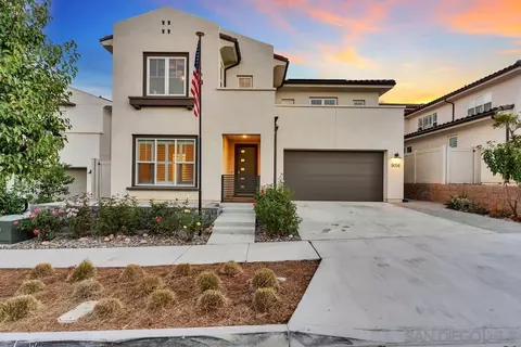9056 W Bluff Pl, Santee, CA 92071 photo 2