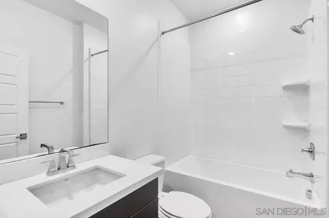 9056 W Bluff Pl, Santee, CA 92071 photo 32